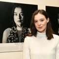 Izložba „SHAME“: Polovina preživelih seksualnog nasilja zlostavljana je između 3. i 9. godine