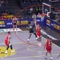 Mika Murinen brutalno zakucao, a onda je Tajrik Džons izveo nemoguć potez na meču Partizan - Borac