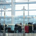 Stotine letova u SAD biće otkazane danas zbog obustave rada vlade, problemi bi mogli da potraju i tokom praznika