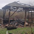 Muškarac se sam prijavio da je zapalio komšiji štalu, vlasnik sumnja da štiti nekog drugog