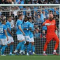 Uzalud Vanja odbranio penal - Napoli se oprostio od titule