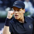 Janik Siner na korak od Zlatnog mastersa protiv Kaspera Ruda