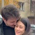 Pokazala prvo kupanje ćerkice Kasije u bazenu - oko nje patkice: Emotivni snimak raznežio pratioce na mrežama