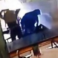 Isplivao Snimak brutalnog prebijanja u kafiću: Tvrde da Belivuk i njegova ekipa tuku Piroćance (uznemirujući video)