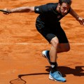 FOTO Kiša pravi problem prvog dana Rolan Garosa, poznato kada se Novak obraća u Parizu
