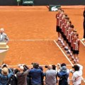Fotografija sa finala Rolan Garosa koja će dugo boleti, a na njoj se nalazi Aleksandra Krunić