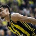 Boldvin kad je najpotrebnije, Fener je na korak do titule