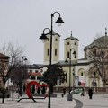 Danas oblačno i hladno sa kišom, na planinama sa snegom, do 13 stepeni