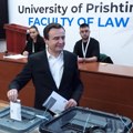 Kurti glasao u Prištini: Odlučujemo o četiri godine, o školstvu, zdravstvu…