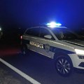 Automobil sleteo sa puta, prikolica preprečila ceo kolovoz. Saobraćajna nezgoda kod Zaječara, niko ne može da prođe.