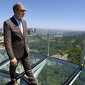 Вучић: За НИС лиценца још 28 дана, у наредних седам до 10 дана разговор са Путином и Мађаром