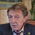 Ne znaju da voze, a pišu zakon o saobraćaju