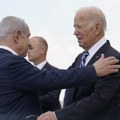 Bajden sleteo u Izrael: Predsednik SAD zagrlio Netanjahua i Hercoga, stigao u najgorem trenutku usred stravične smrti 500…