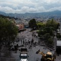 Povređeno 15 turista u klizištu na steni El penjon de Gvatape u Kolumbiji (video)