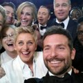 Meril Strip, Bred i Anđelina, Džulija Roberts: Deset godina od čuvenog selfija kojim je Elen Dedženeris oborila rekord