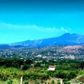 Etna ponovo eruptirala: Zatvoren aerodrom u Kataniji, pepeo prekrio avione