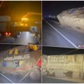 Ovako je autobus smrti izvučen iz kanala kod Sremske Mitrovice: Sajlama vukli olupinu u kojoj su poginule tri osobe, strašne…