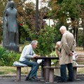 Kada počinje isplata penzija za oktobar? Pio fond objavio datume i kome novac prvo leže na račune (Foto)