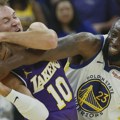 Није Лука него Лук, Лејкерси одбранили Ел-Еј против Хјустона!