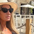 Ispija koktele u gradu na obali Jadranskog mora Bivša žena Milana Kalinića se baškari u Italiji: Nabacila taman ten, pa pozira…
