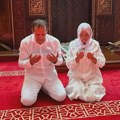 Zvezda Granda zbog ljubavi promenila veru: Ovo su prve slike sa venčanja u džamiji u Baru (FOTO)