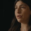 Ćerka Adama Sendlera u najemotivnijoj ulozi do sada: Novi film na Netfliksu "Don't Say Good Luck" uz koji niko ne ostaje…