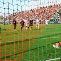 Fudbaleri Venecije nadigrali Napoli, Filip Stanković odbranio penal De Brujneu