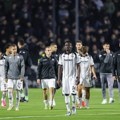 „Partizane, šutni bar na gol“: Nezadovljni Grobari ispratili svoje ljubimce prozivkama sa tribina!