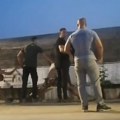 Mladić iz Srbije napadnut na šetalištu u Sutomoru? Napadači se bahatili pa završili u "špaga" položaju (video)