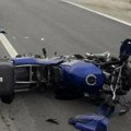 Stravična nesreća kod Novog Sada: Dvoje mrtvih, nakon pada sa motora preko jednog putnika prešao kamion
