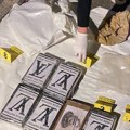 Beograd, u automobilu u specijalnom bunkeru pronađeno šest kilograma kokaina