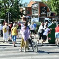 Policija intervenisala na blokadama, privedeno više osoba
