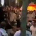 Šok scena na proslavi praznika u BiH: Izbila masovna tuča, ne zna se ko koga bije!