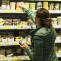 Cene u supermarketima u Grčkoj za godinu dana svega 1,59 odsto više, i to zbog mesa i kakaoa