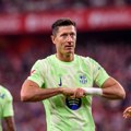 Igrači Barselone odmah napustili stadion, ali Levandovski nije imao mesta u busu VIDEO