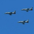 Poljska noćas zatvorila dva aerodroma i podigla borbene avione