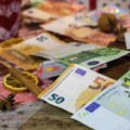 Slovenija uvodi obaveznu božićnu naknadu od minimum 640 evra za sve zaposlene