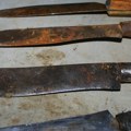 Овај једноставан трик скида тамне мрље са ножева и враћа им првобитни сјај: Све што вам је потребно јесте ово