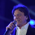 Zdravko Čolić otkrio da li priželjkuje da postane deda: „Odložio bih to koliko mogu“