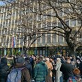 Protest u Novom Sadu zbog izmena pravosudnih zakona, okupljeni najavili da će nastaviti štrajkove