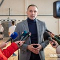 Gradonačelnik i njegov kabinet i dalje samo sa poslušnim medijima, nastavlja se diskriminacija bez presedana! Gradonačelnik…