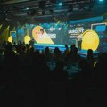 Srbija među najuspešnijima u Evropi: Učenička kompanija Moneta Works iz Novog Sada osvojila čak sedam nagrada i priznanja na…