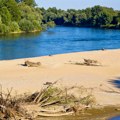 Drava na rekordno niskom nivou: Snimci iz vazduha sve govore, pogledajte kako je u Osijeku