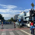 Lančani sudar u Petrovaradinu, kod Najlona kontrolišu pojas: Stanje u saobraćaju u Novom Sadu