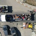 BBC: Deca stradala u napadu na palestinski konvoj u Gazi