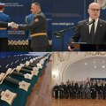 Ministar Vučević uručio srednjovekovne srpske mačeve i oficirske sablje oficirima koji su se usavršavali u inostranstvu…