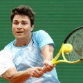 Kecmanović startovao pobedom na turniru u Bukureštu