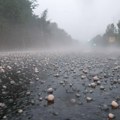 "Grad smo uklanjali bagerom, kuće su nam uništene": Superćelijska oluja pogodila Gornje Petrovce, uništila i useve: Led…