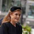 Novi skandal na dvoru: I ona je pisala Epstajnu FOTO/VIDEO