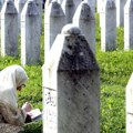 Marš mira krenuo ka Potočarima: Počast žrtvama genocida u Srebrenici